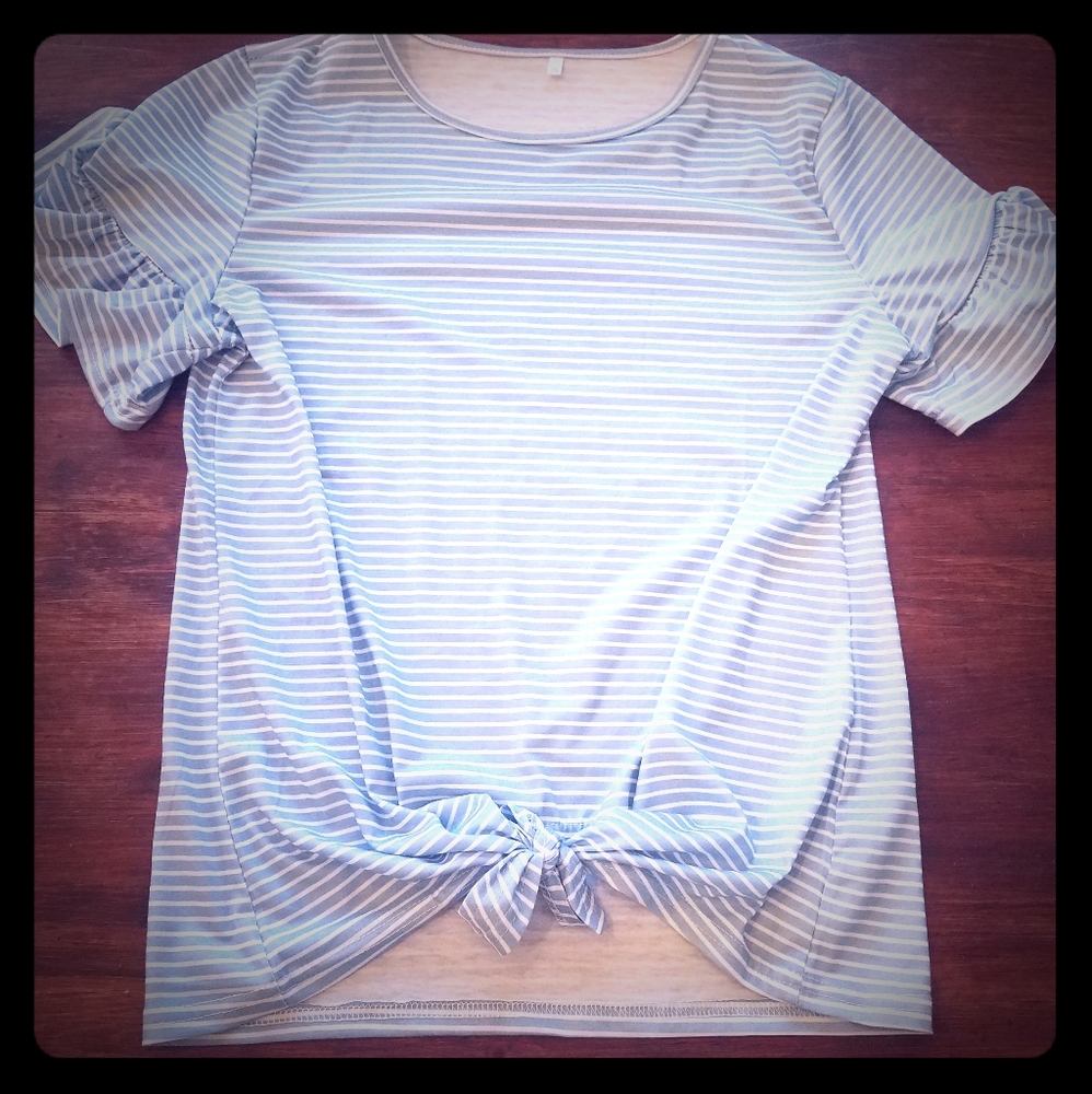 Stripe ruffle sleeve tee